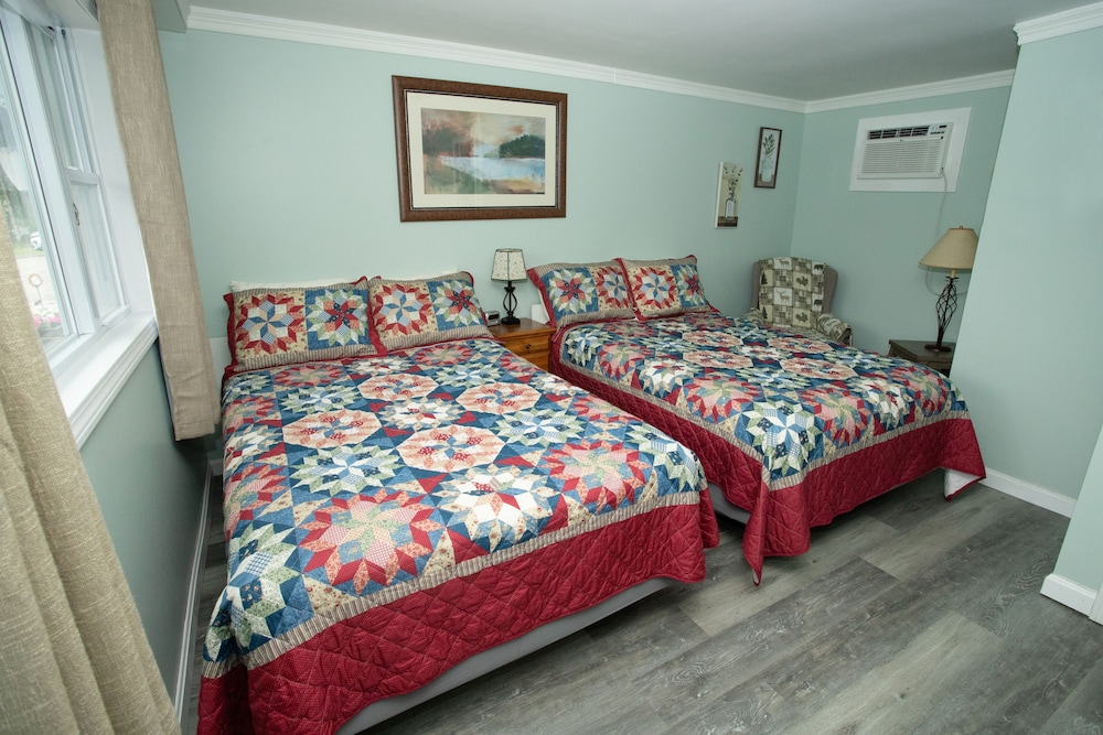 Governors Rock Motel - photo 11