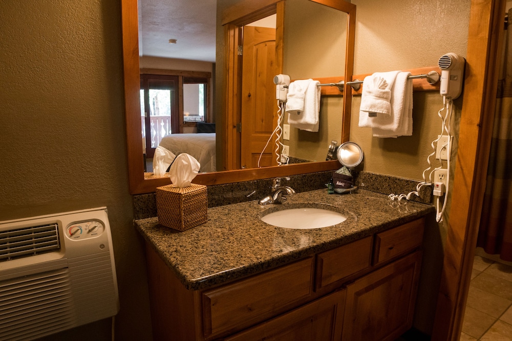 Silver Moon Inn - photo 160