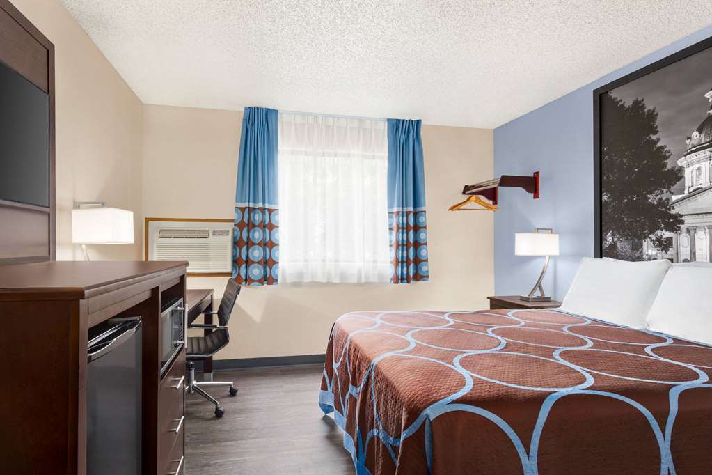 Super 8 by Wyndham Lenexa Overland Park Mall Area - photo 14