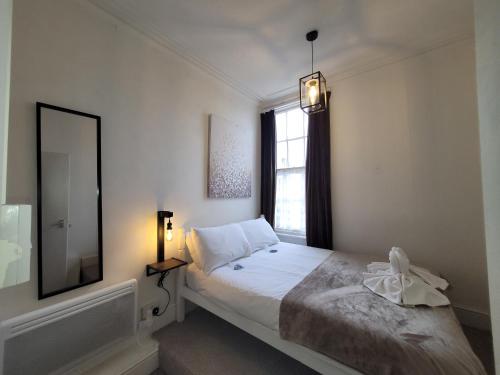 Sea side flat 3 with fast WiFi and free PARKING