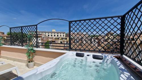 Luxury Top Floor in Trastevere — 4-Star Luxury Hotel in Rome, Italy