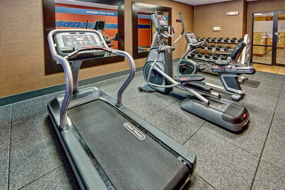 Hampton Inn Quincy - photo 17