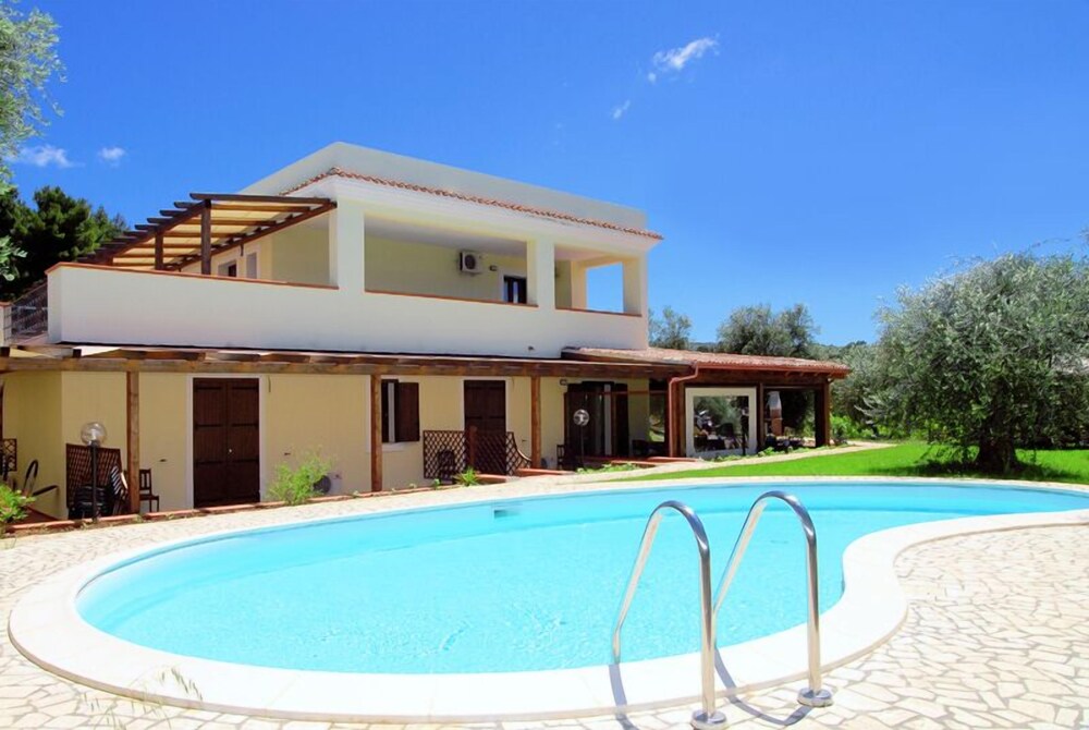 Parco dei Limoni Hotel in Peschici, Italy