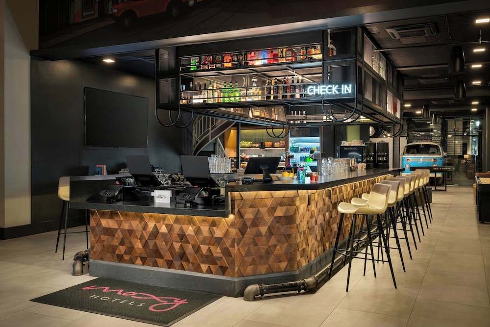 Moxy Columbia Downtown - photo 21