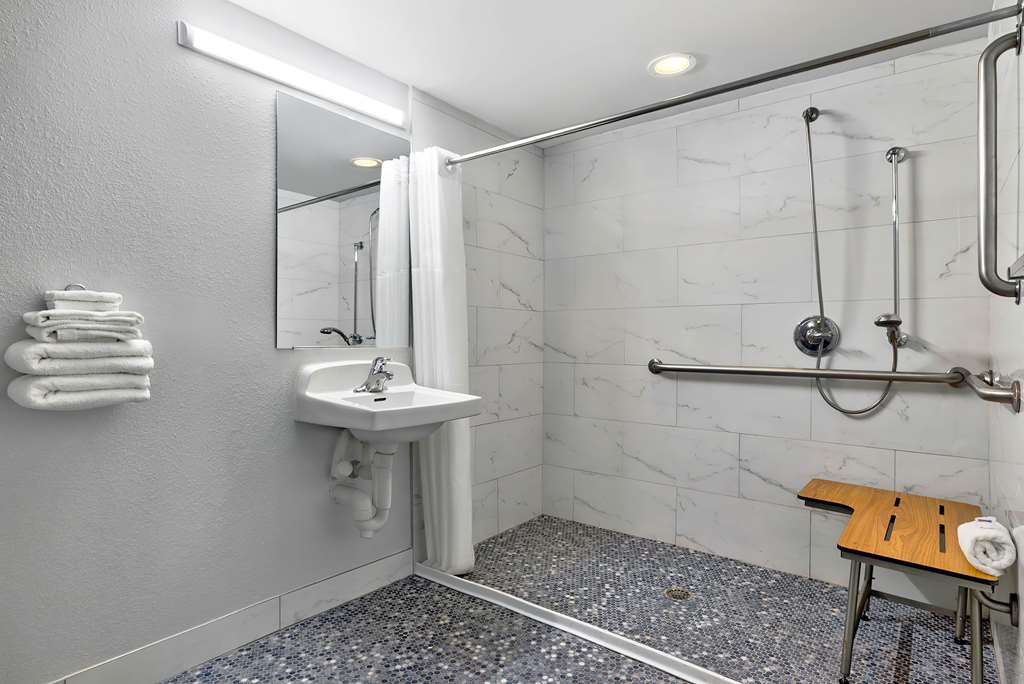 Motel 6 Plano TX Plano Northeast - photo 24
