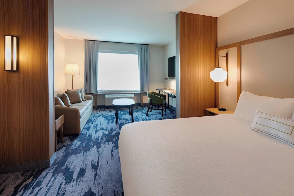 Fairfield Inn & Suites by Marriott Tampa Wesley Chapel - photo 8