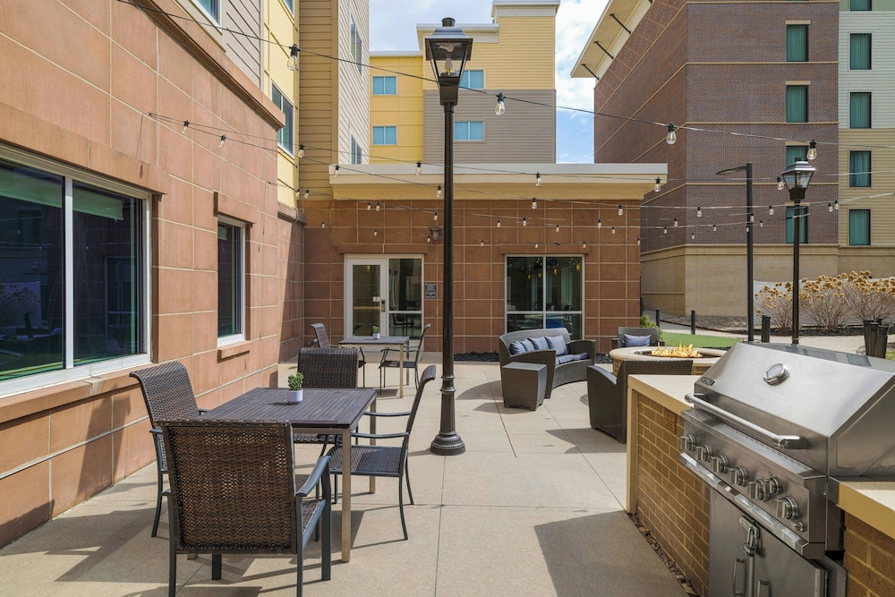 Residence Inn Des Moines Downtown - photo 33
