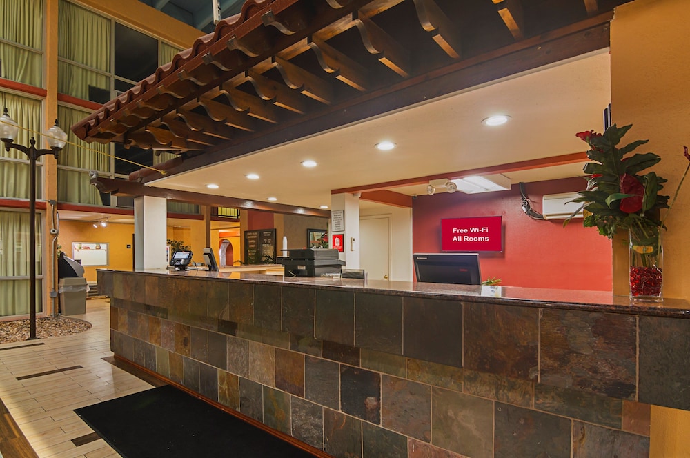 Red Roof Inn Lubbock - photo 3