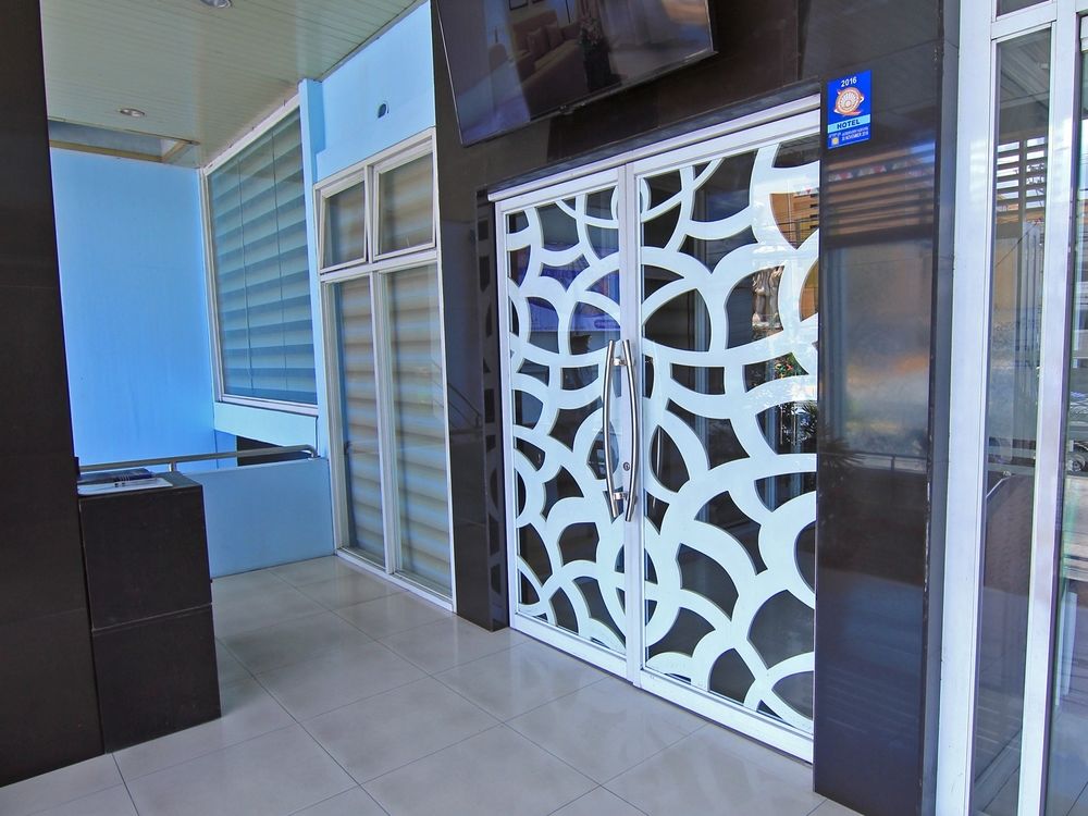 Nida Rooms Mon Tang in Angeles City, Philippines