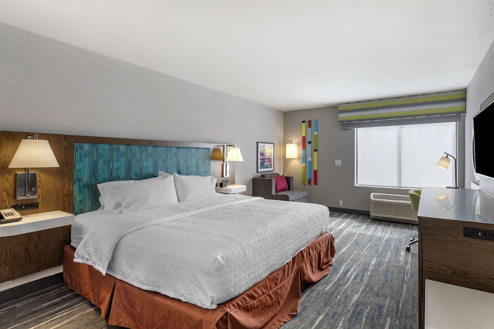 Hampton Inn Ft Collins - photo 12