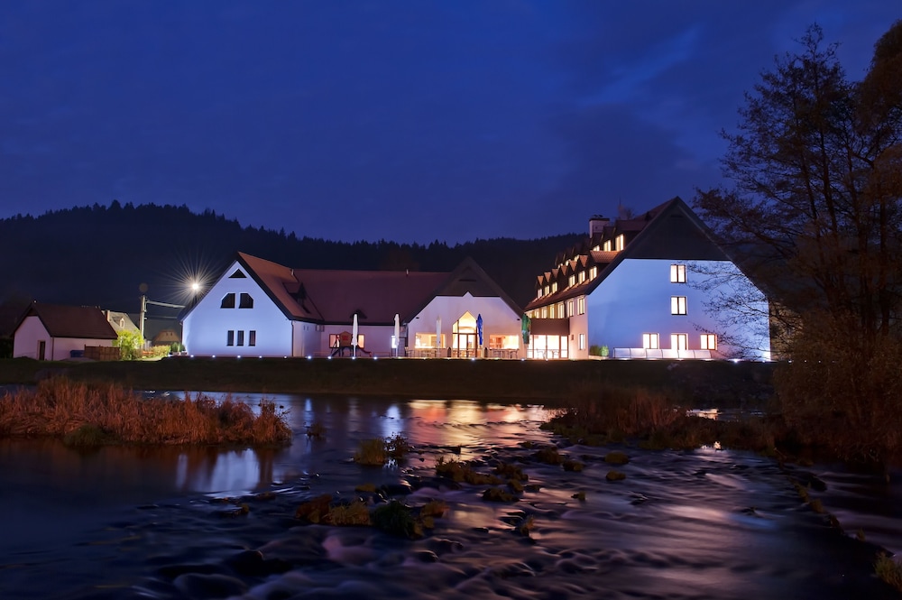 Hotel Vír - last minute hotel in Bystre