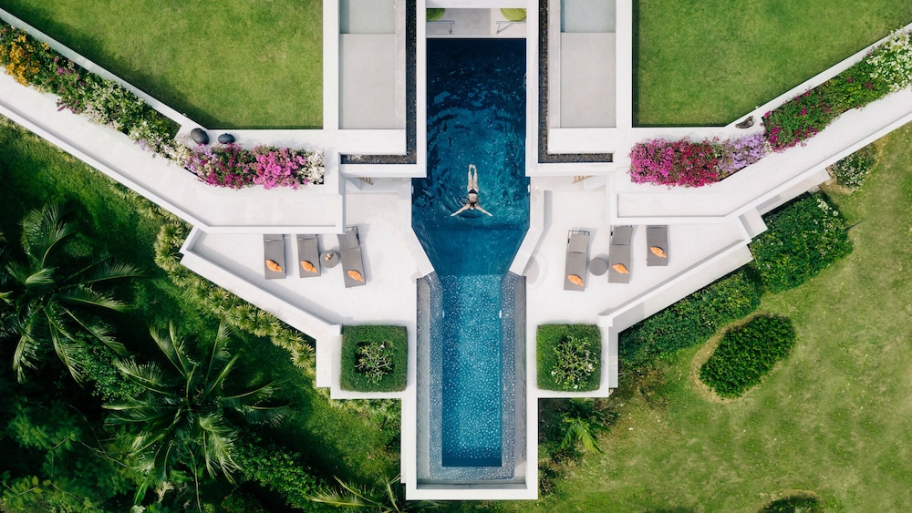 Villa Leelawadee — 4-Star Luxury Hotel in Phuket, Thailand