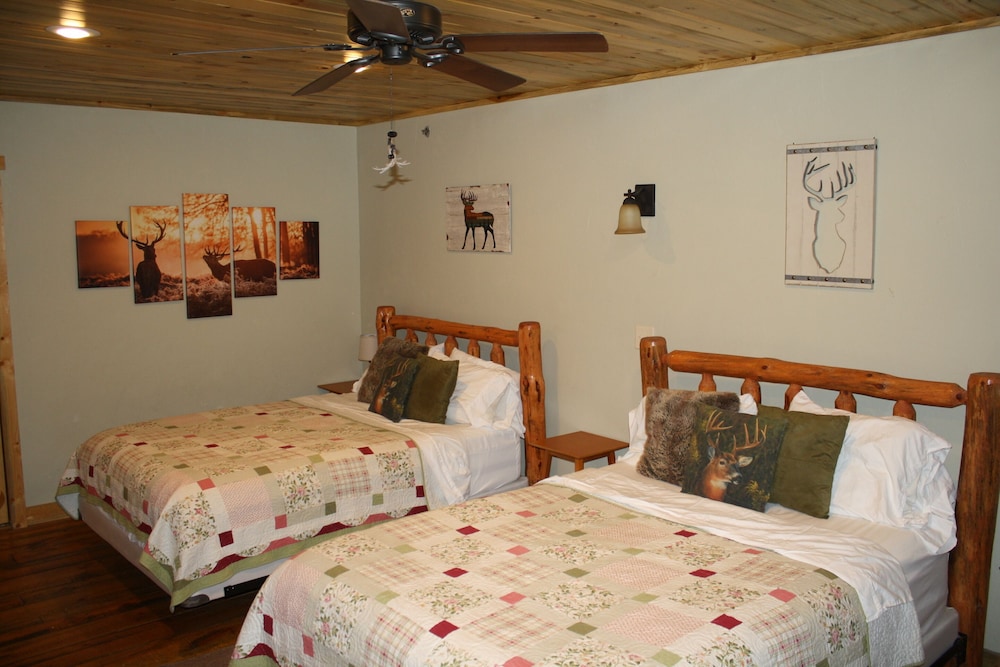 The Historic Wapiti Lodge - photo 31