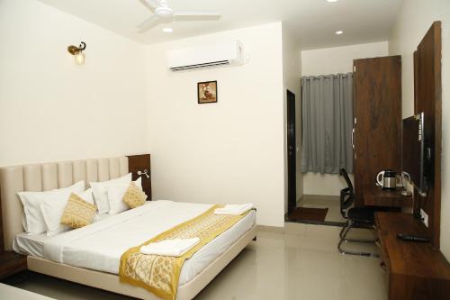 Hotel Manas Plus — Khandwa — photo 2