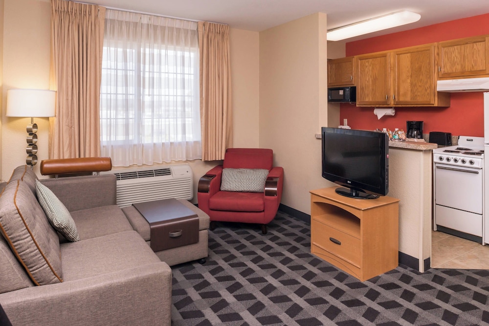 TownePlace Suites By Marriott Anaheim Maingate Near Angel Stadium - photo 21