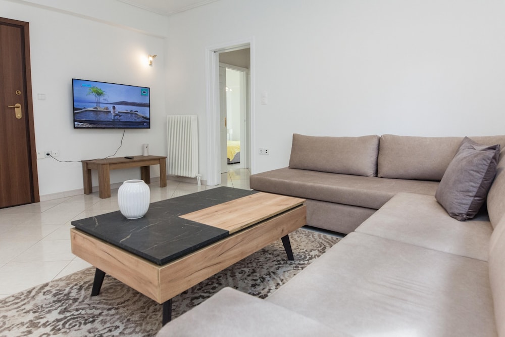 Faliro 2 Bd Escape Modern Living — 4-Star Luxury Hotel in Palaio Faliro, Greece