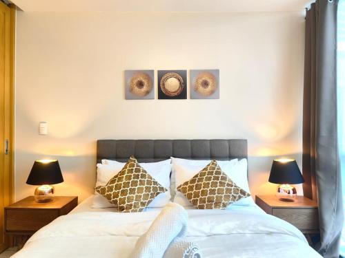 Uptown BGC Spacious 1BR Unit by Terravista Prague Suite — 4-Star Luxury Hotel in Manila, Philippines