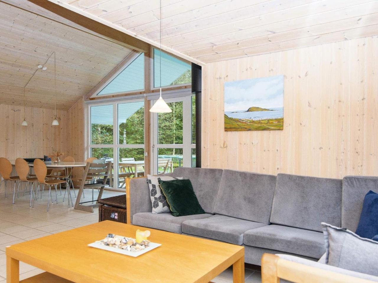 6 person holiday home in Oksbøl By Traum — 4-Star Luxury Hotel in Oksbol, Denmark
