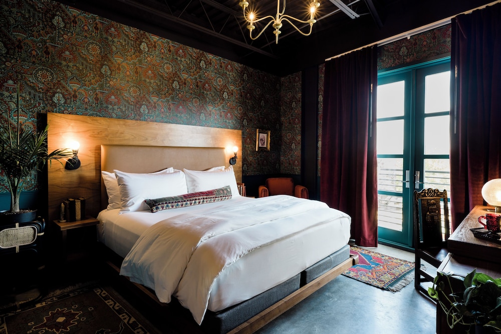 The Frances Modern Inn - photo 10