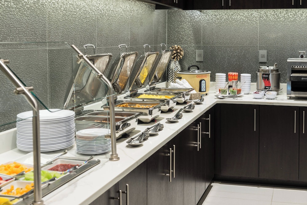 Courtyard by Marriott Edgewater NYC Area - photo 35
