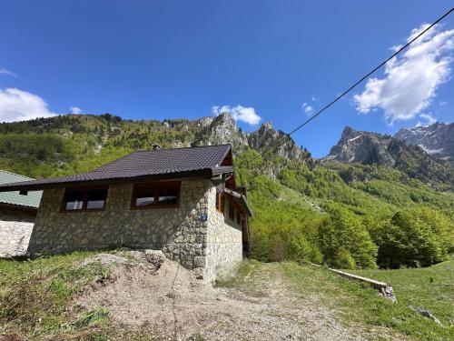 Kuća broj 15 in Podgorica, Montenegro