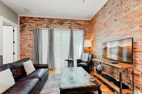 Unit 201 The Lofts at Church St — 4-Star Luxury Hotel in Asheville, United States