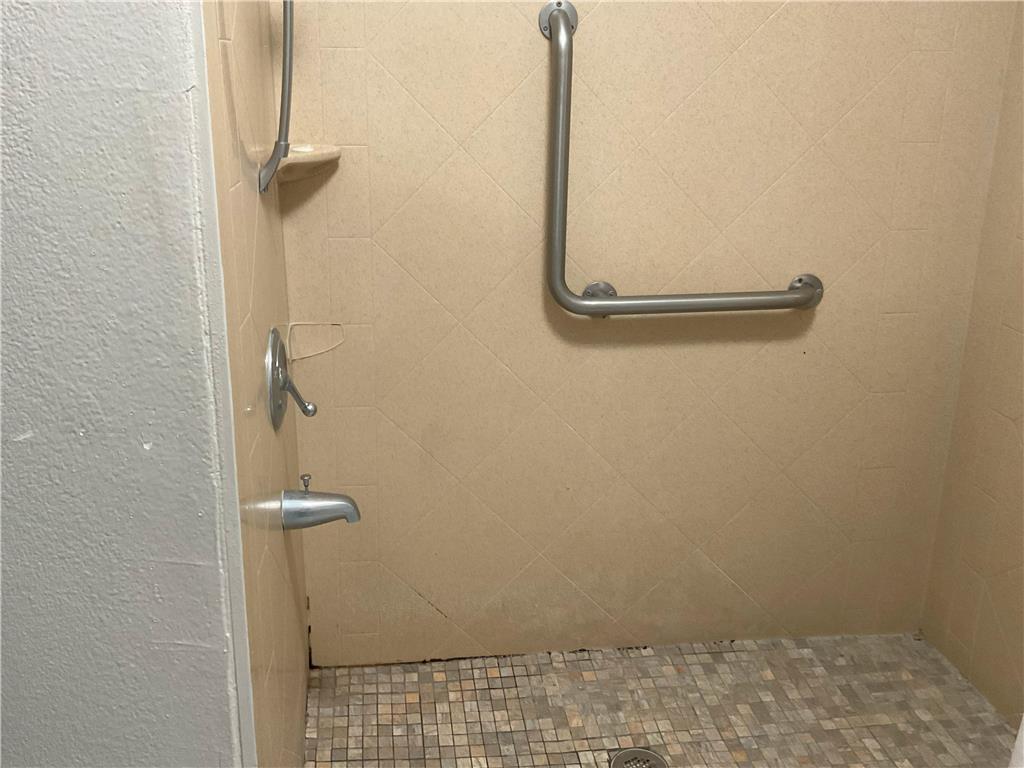OYO Hotel Baton Rouge Mid City - photo 18
