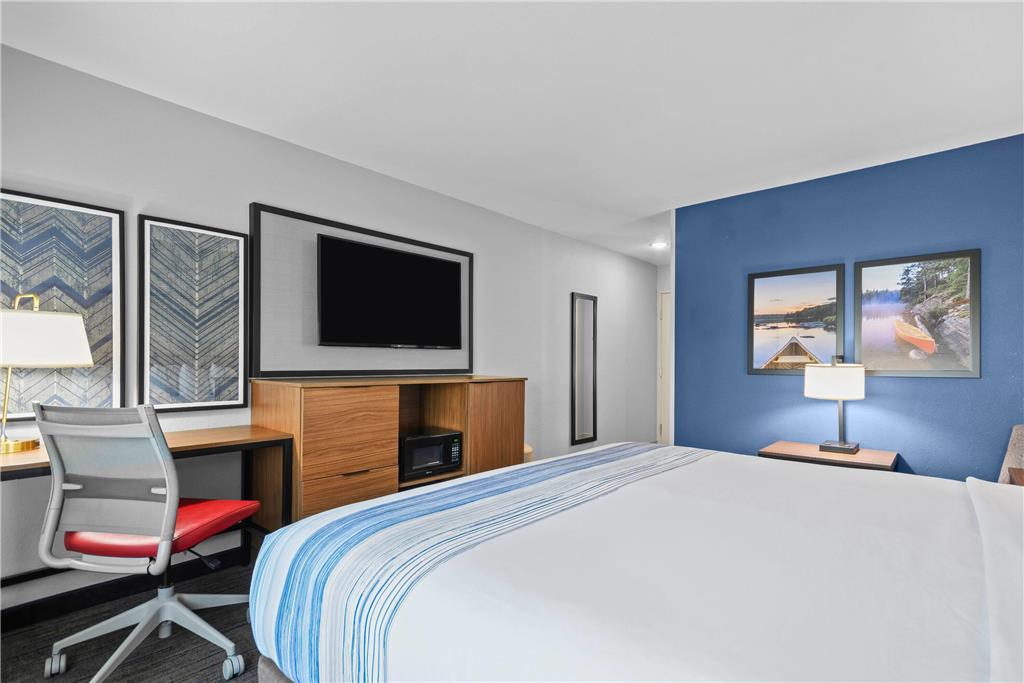 AmericInn by Wyndham International Falls - photo 18