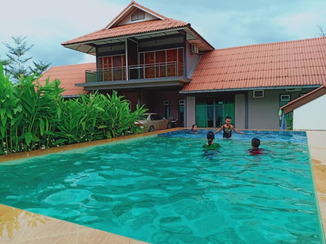 Villa Sri Tebengau — 4-Star Luxury Hotel in Kuah, Malaysia