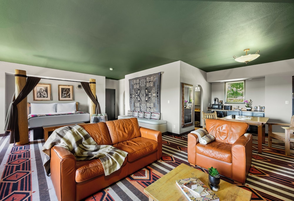Lodge at Santa Fe - photo 18