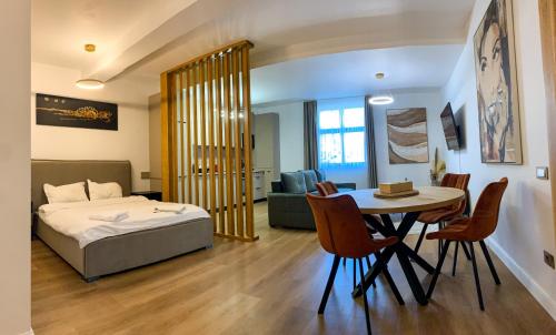Apartament 1 Ultra Central — 4-Star Luxury Hotel in Cluj-Napoca, Romania