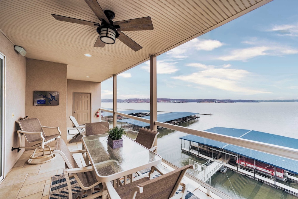 Happy Haven Lands End 3 Bdr Resort Condo — Osage Beach