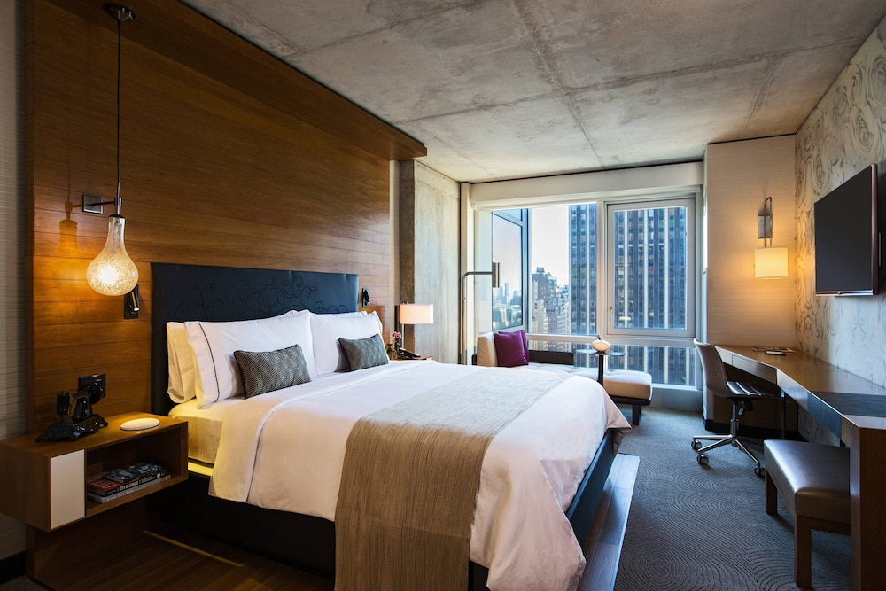 Renaissance New York Midtown Hotel - photo 8