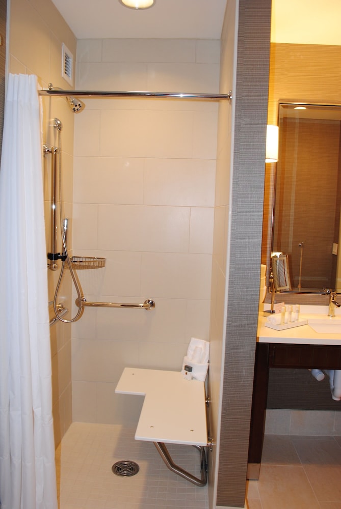 Doubletree By Hilton Reading - photo 44
