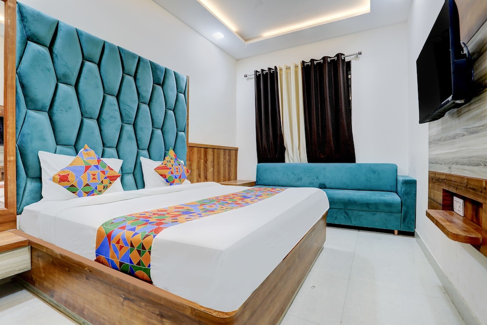 Fabhotel Smr in Agra, India