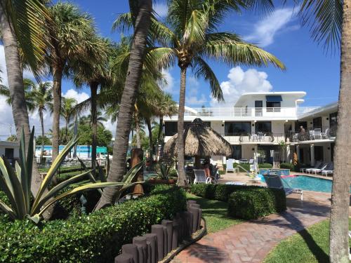 High Noon Beach Resort