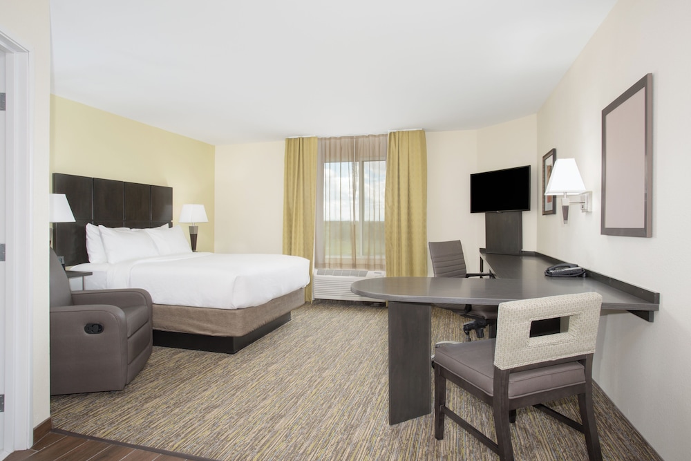Candlewood Suites Longmont Boulder Area by IHG - photo 13