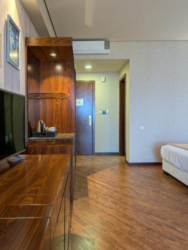 Dreamland Oasis Sea View Studio with Garden