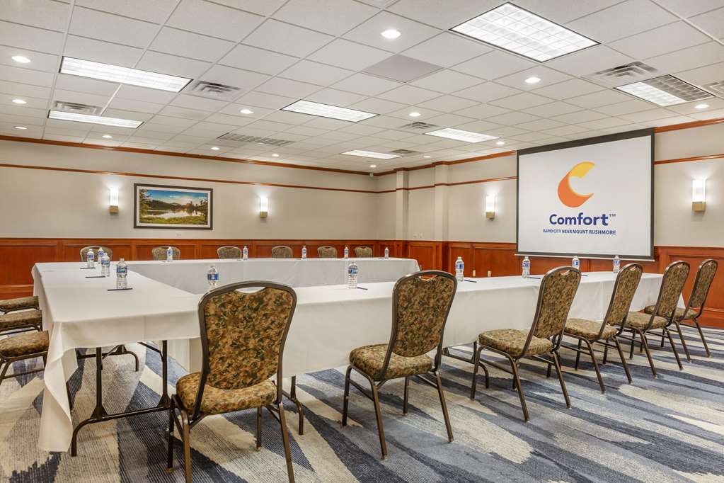 Comfort Inn & Suites Rapid City near Mt. Rushmore - photo 52