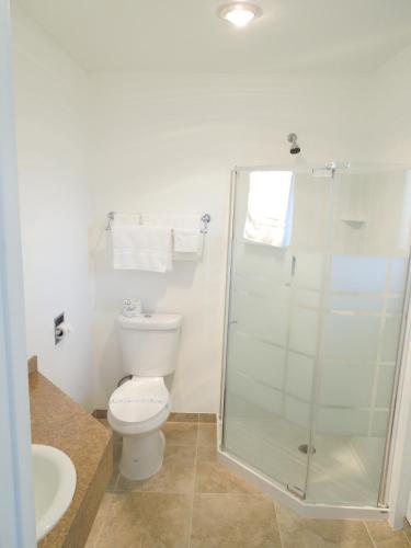 Col Pacific Motel - photo 13