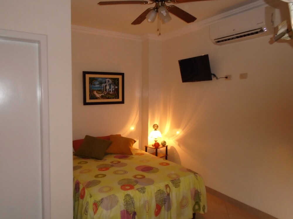 Hotel Jeshua Simmonds in Guayaquil, Ecuador