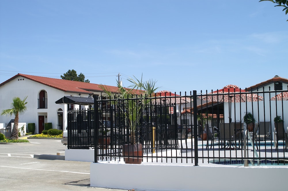 Travelodge by Wyndham Vallejo - photo 19