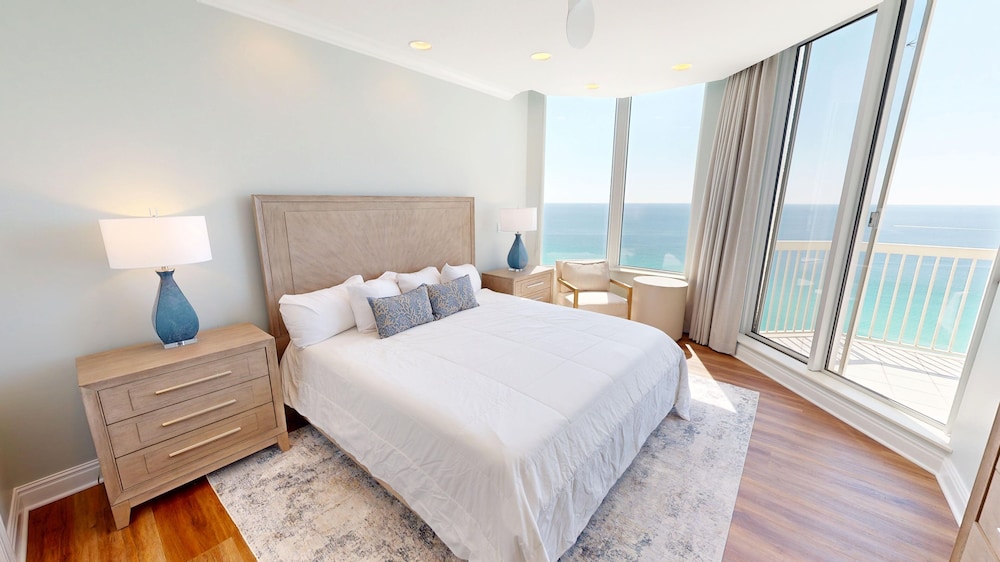 Silver Beach Towers 1905E is a Gulf Front 3 BR Penthouse Free Beach Service by RedAwning - photo 3