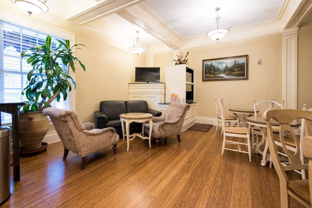 Grant Hotel - photo 4