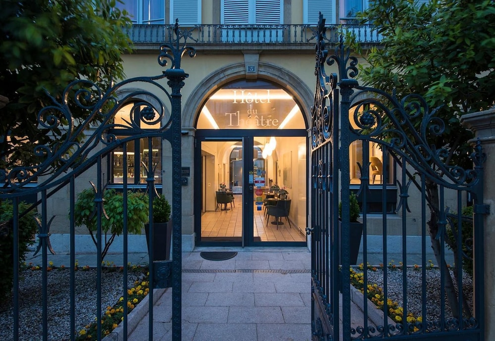 Hôtel du Théâtre Boutique Hôtel — hotel in Yverdon-Les-Bains