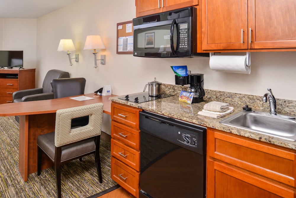 Candlewood Suites Abilene By Ihg - photo 12