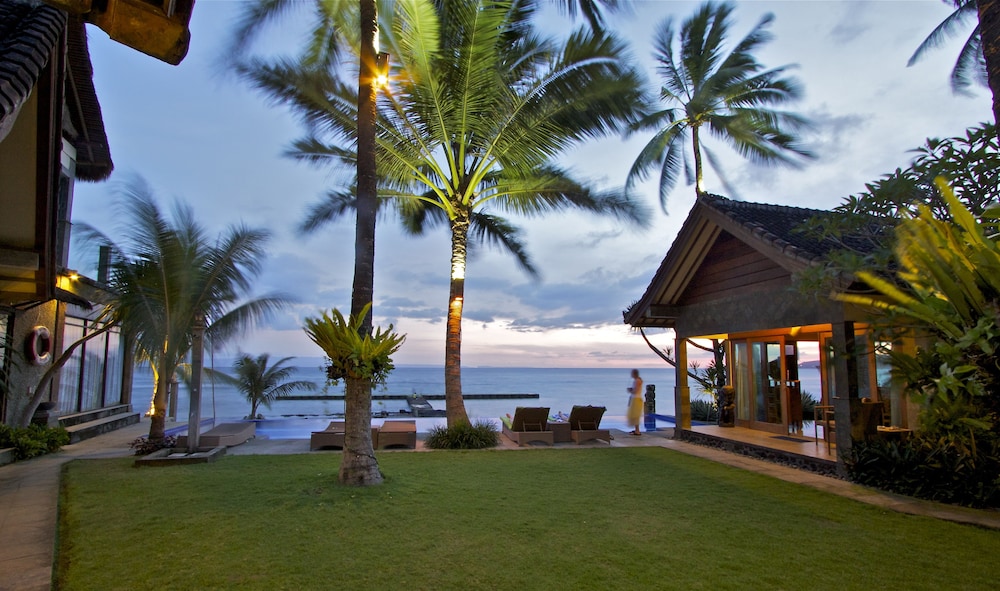 Bayshore Villas Candi Dasa — 4-Star Luxury Hotel in Bali, Indonesia