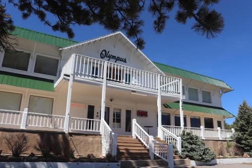 Olympus Lodge — 4-Star Luxury Hotel in Estes Park, United States