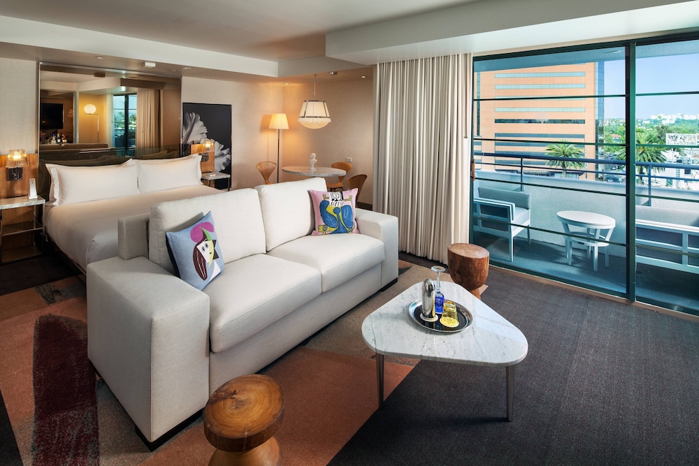 SLS Hotel a Luxury Collection Hotel Beverly Hills - photo 11