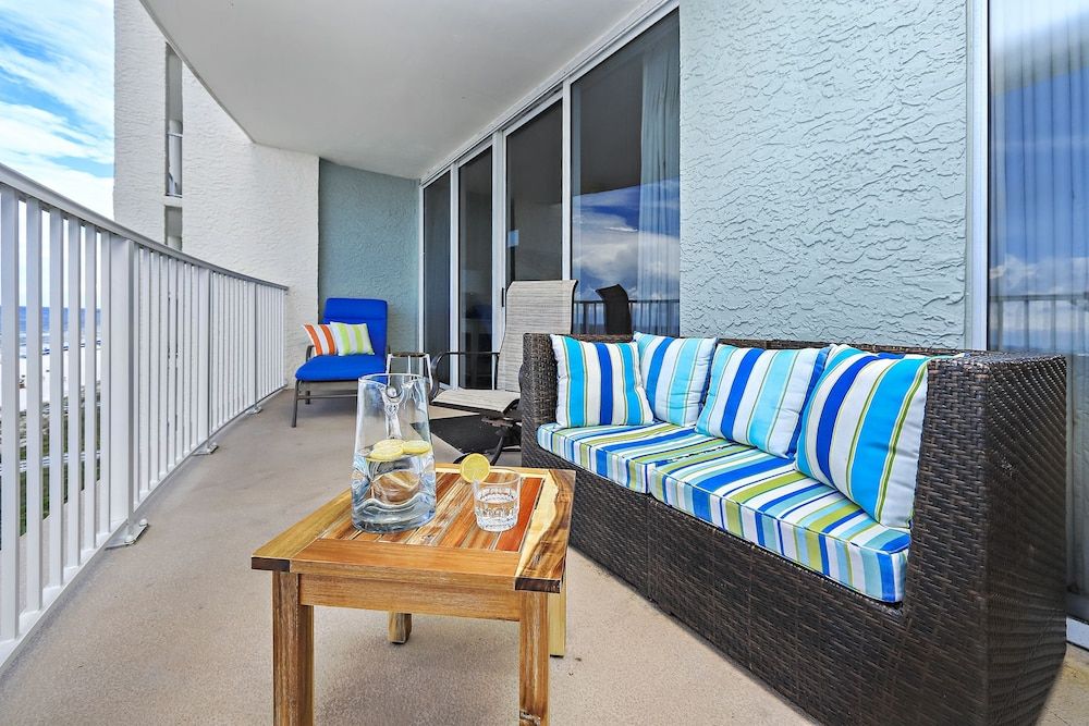 Long Beach 4 705 646546 by RedAwning - photo 2
